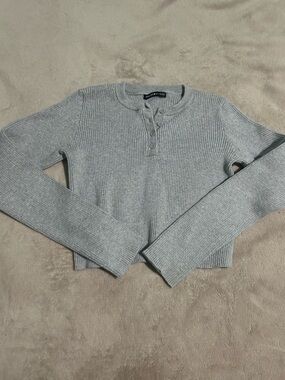 Ribbed Henley Crop Sweater - Gray